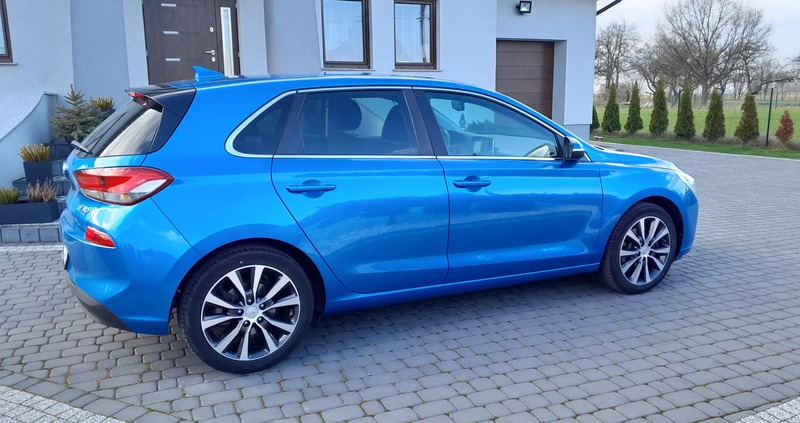 Hyundai I30 cena 52900 przebieg: 93000, rok produkcji 2017 z Ozorków małe 596